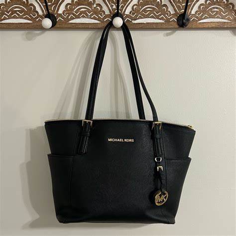 michael kors tasche 30f2gttt8l|Jet Set Large Crossgrain Leather Top.